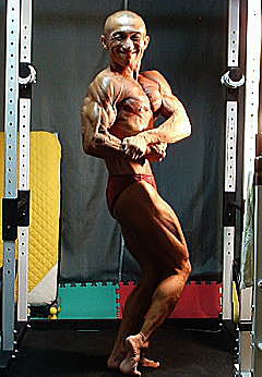 �k�C���{�f�B�[�r���_�[�Óc�摜2