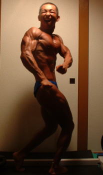 �{�f�B�r���̃T�C�h�`�F�X�g�|�[�Y�i�ό`�Łj